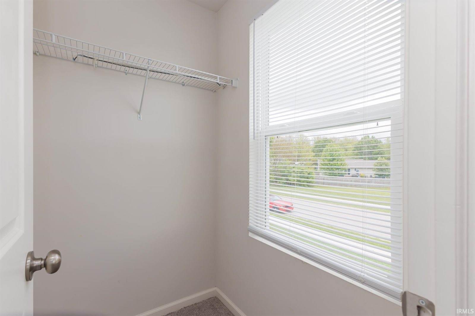 2612 W Kings Canyon Drive, Muncie, IN 47303