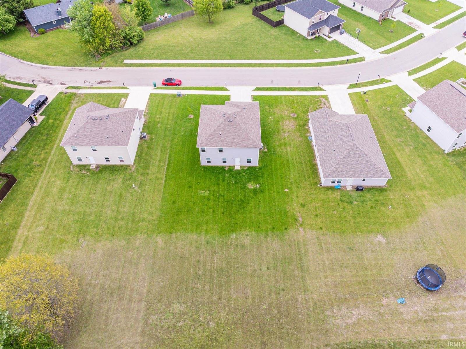 2612 W Kings Canyon Drive, Muncie, IN 47303