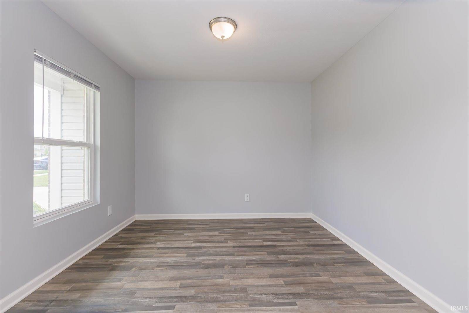 2612 W Kings Canyon Drive, Muncie, IN 47303