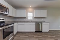 2612 W Kings Canyon Drive, Muncie, IN 47303
