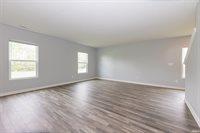 2612 W Kings Canyon Drive, Muncie, IN 47303