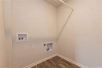 2612 W Kings Canyon Drive, Muncie, IN 47303