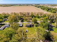 1504 W Tree Lane, Muncie, IN 47302