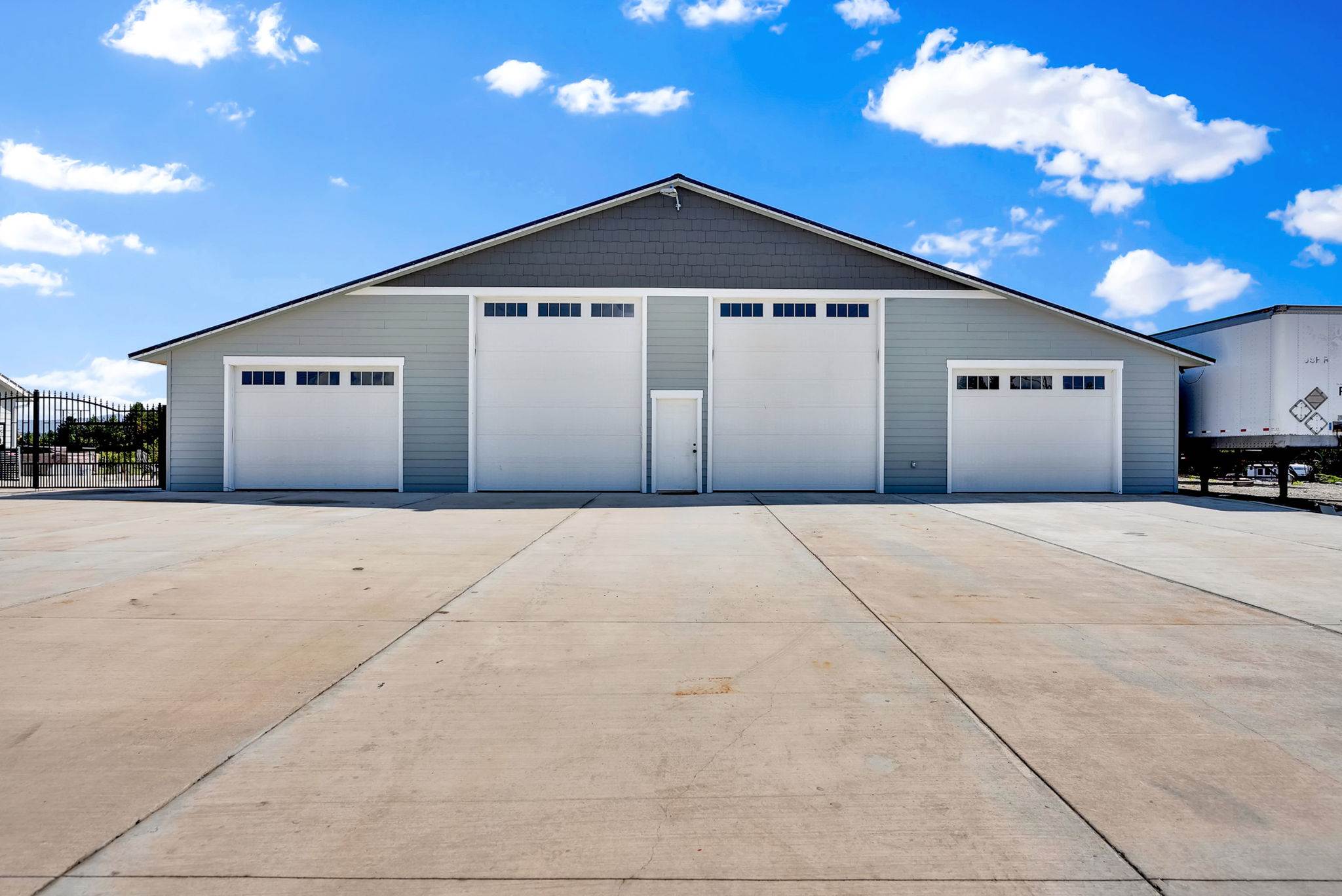 24812 N Old Highway 95, Athol, ID 83801