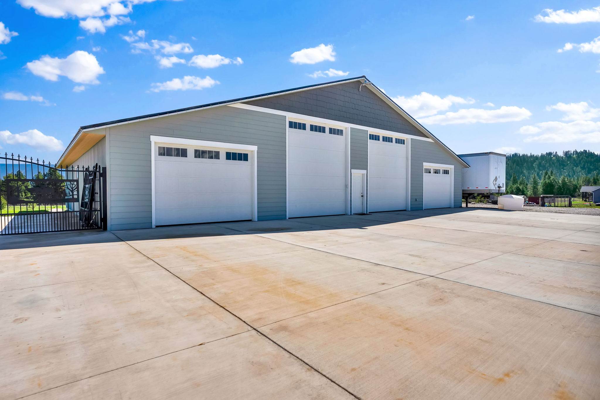 24812 N Old Highway 95, Athol, ID 83801