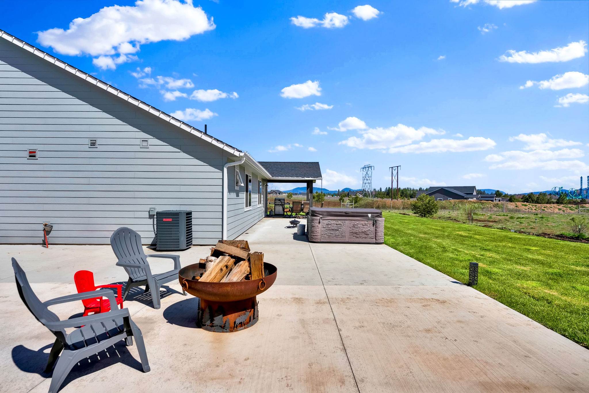 24812 N Old Highway 95, Athol, ID 83801