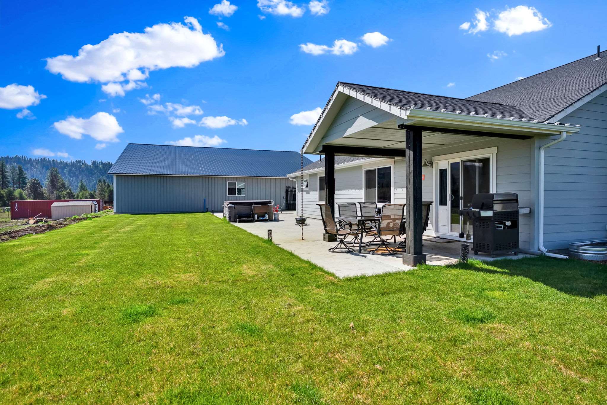 24812 N Old Highway 95, Athol, ID 83801