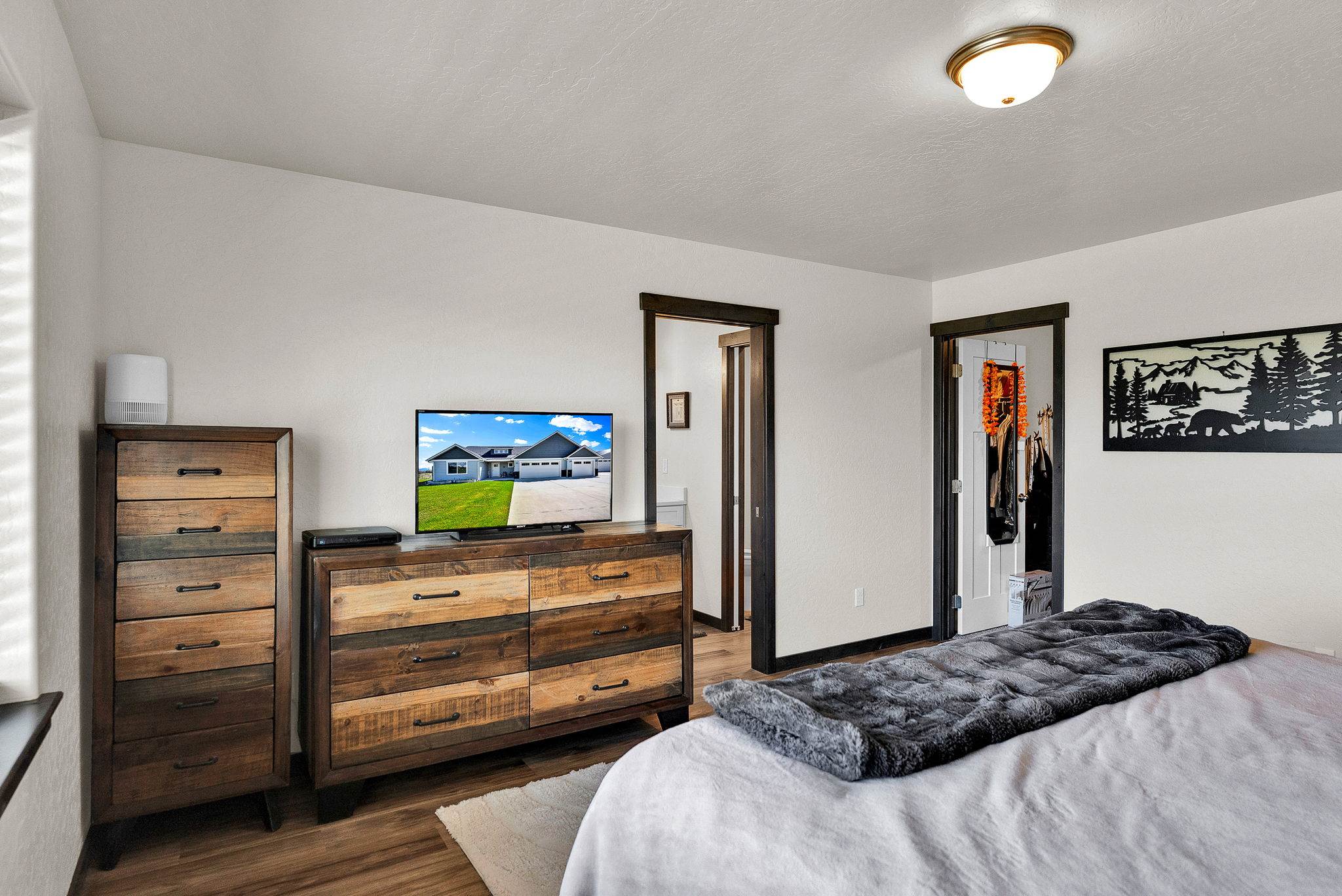24812 N Old Highway 95, Athol, ID 83801