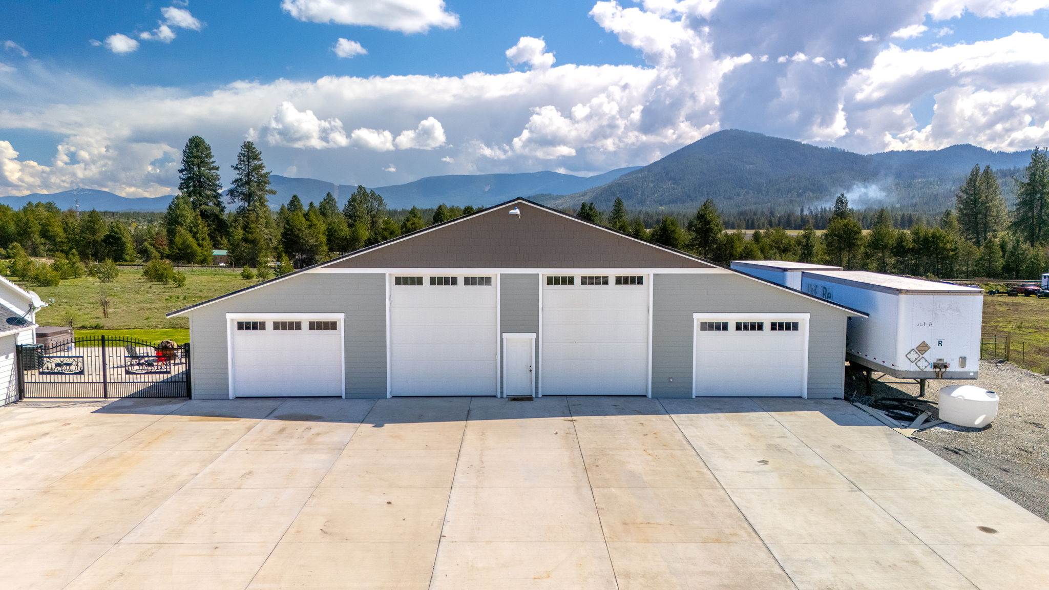 24812 N Old Highway 95, Athol, ID 83801