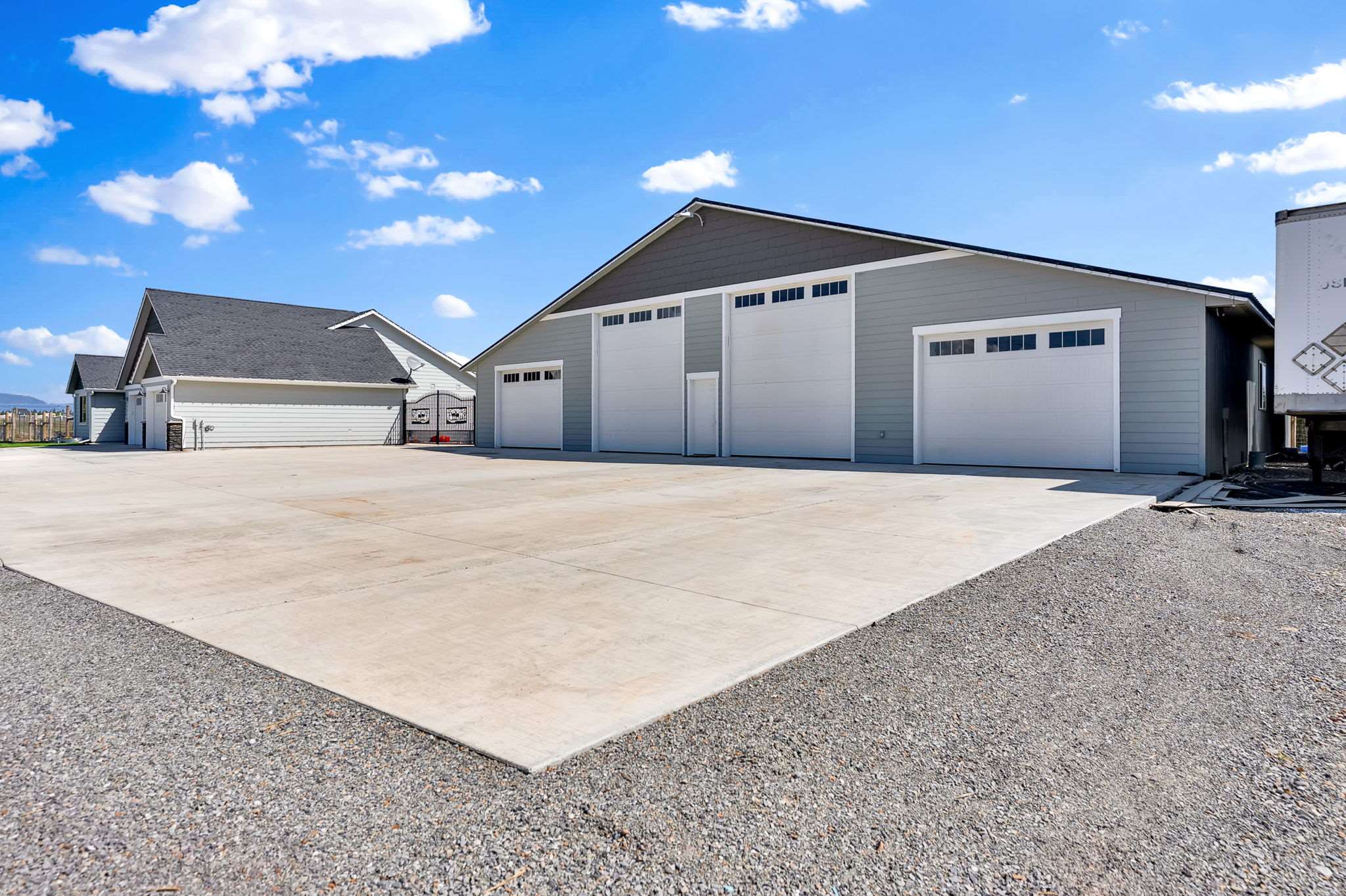 24812 N Old Highway 95, Athol, ID 83801