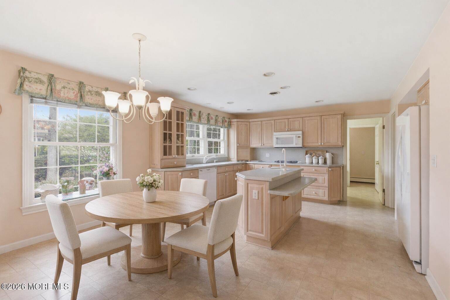 886 Ocean View Drive, Toms River, NJ 08753
