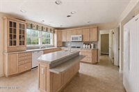 886 Ocean View Drive, Toms River, NJ 08753