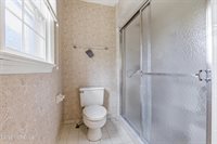 886 Ocean View Drive, Toms River, NJ 08753