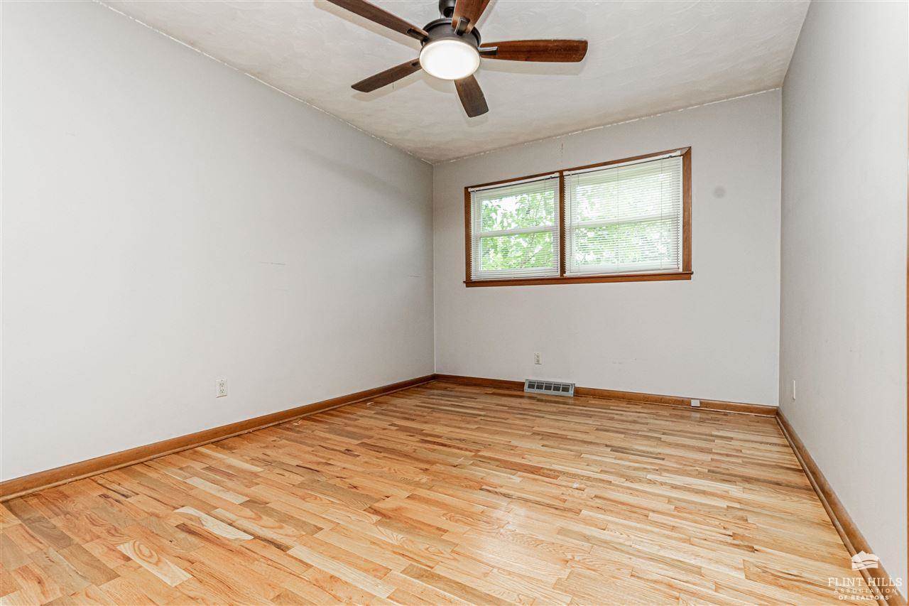 925 Mulberry Street, Junction City, KS 66441