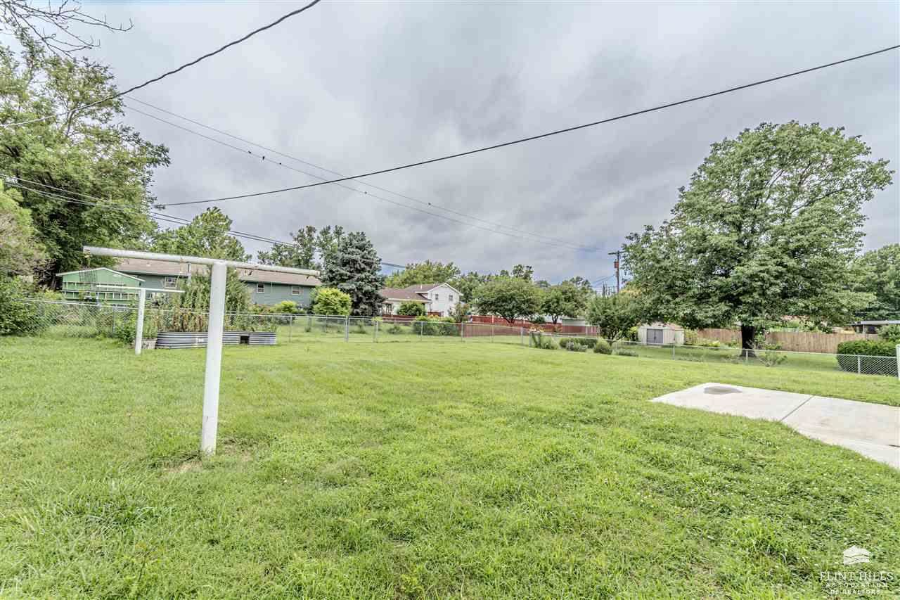 925 Mulberry Street, Junction City, KS 66441