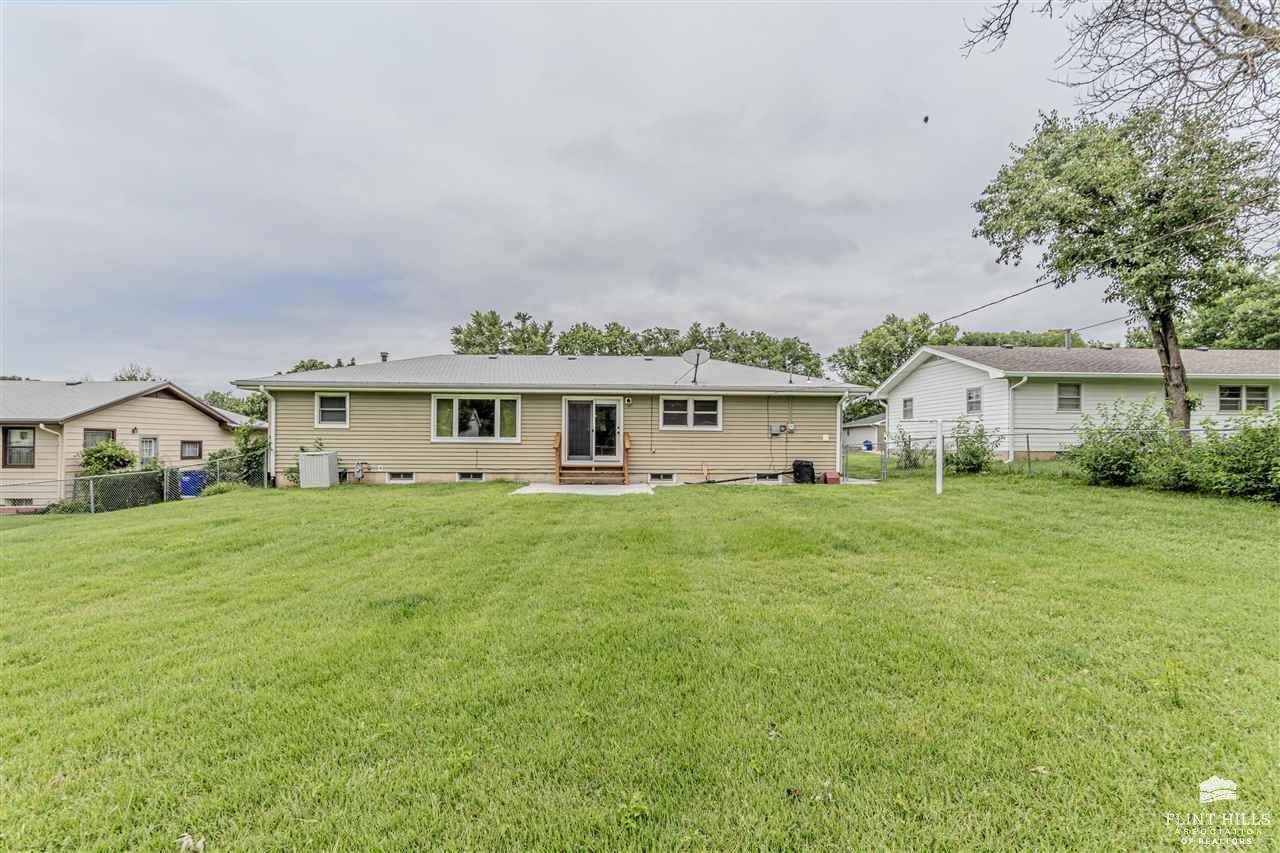 925 Mulberry Street, Junction City, KS 66441