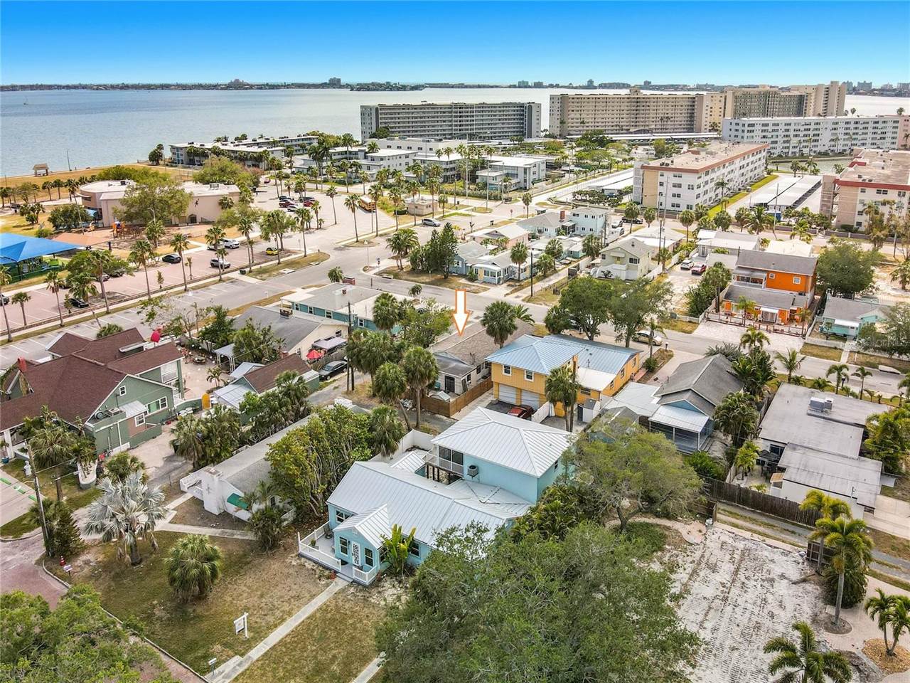 3120 Dupont Street South, Gulfport, FL 33707