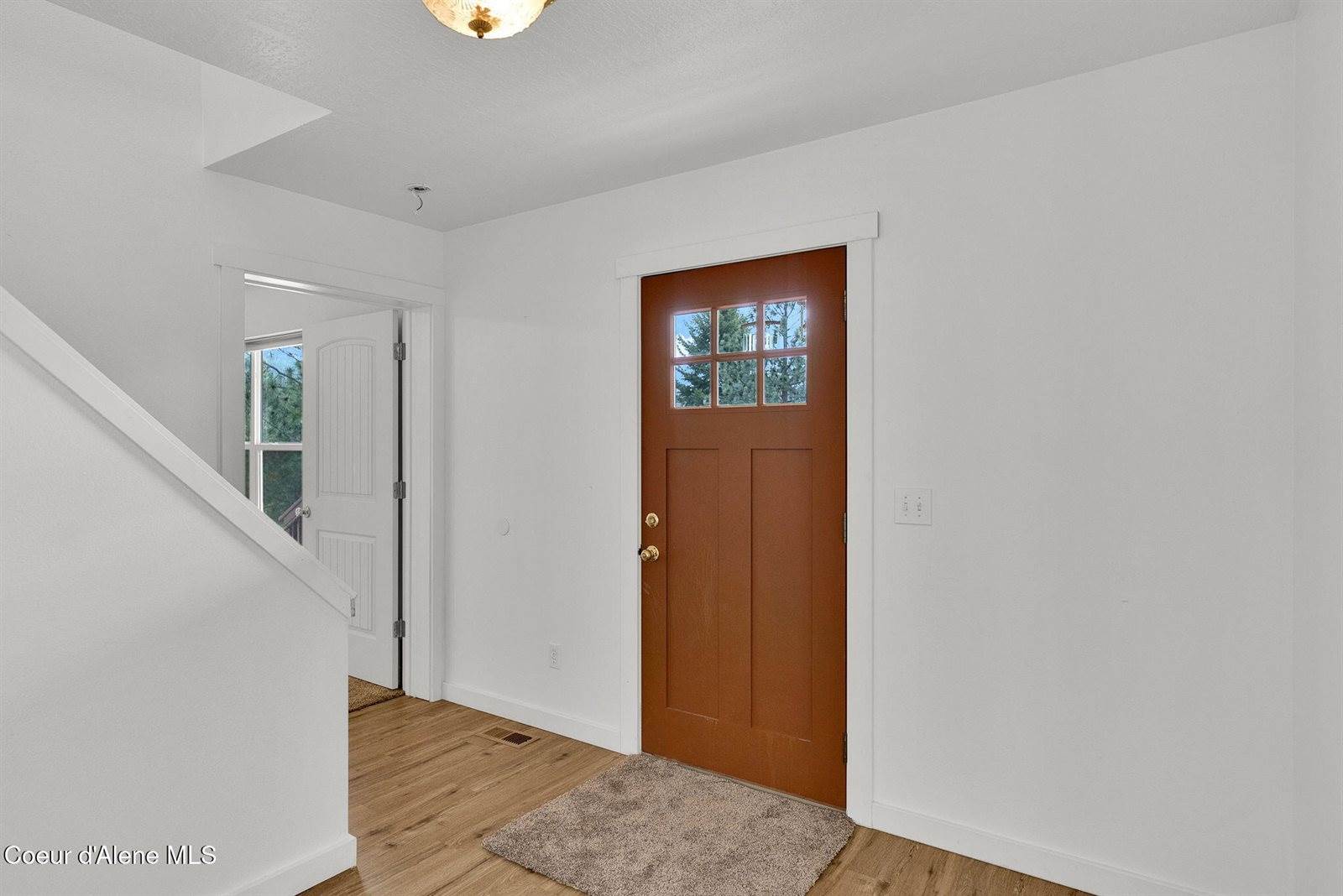 2676 East Canton Ln, Harrison, ID 83833