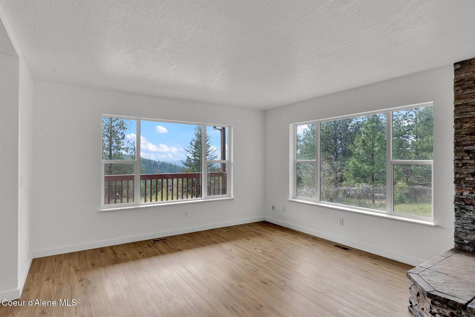 2676 East Canton Ln, Harrison, ID 83833