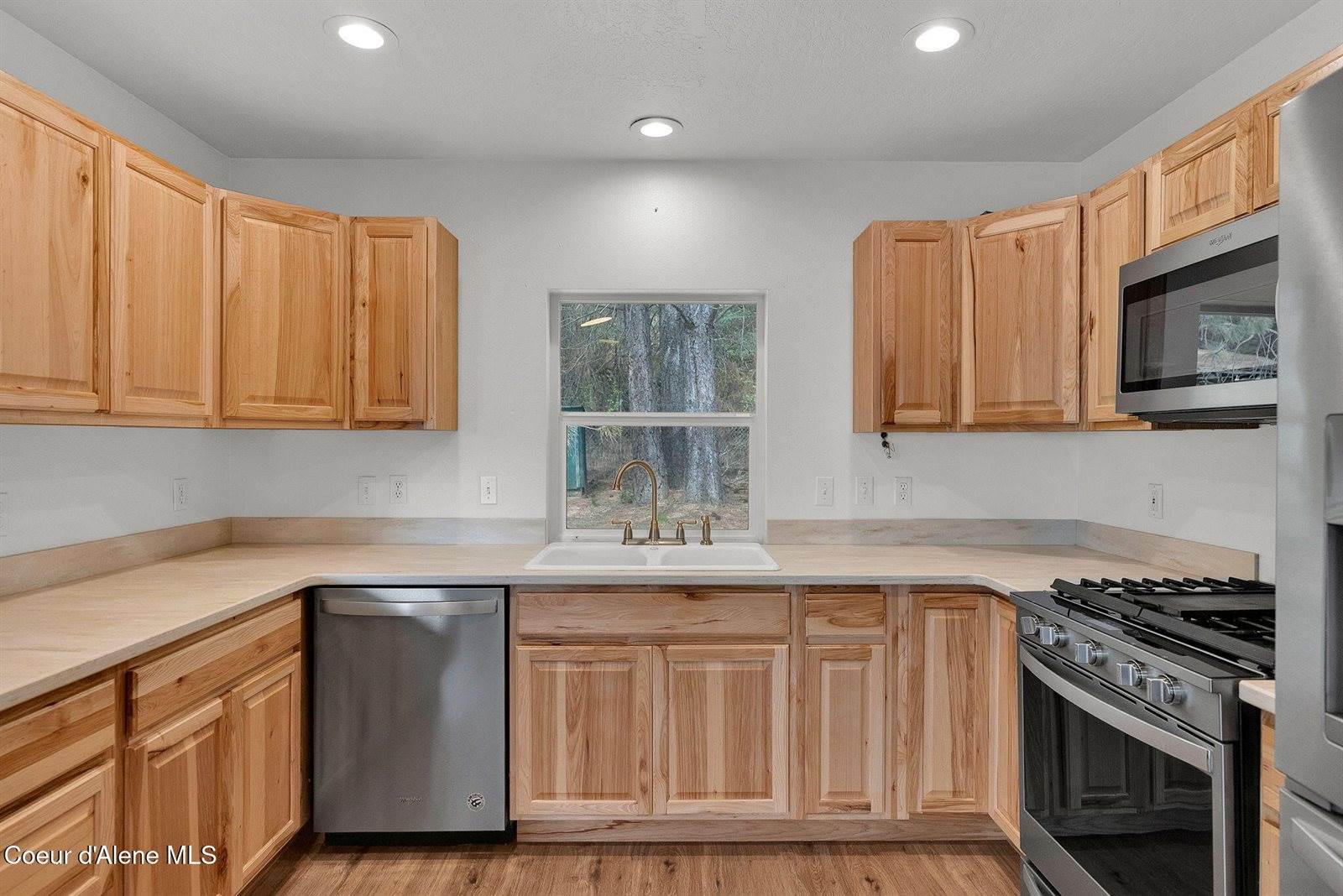 2676 East Canton Ln, Harrison, ID 83833