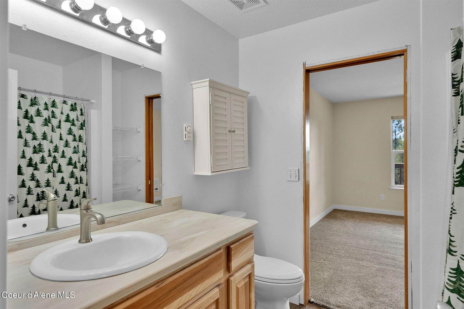 2676 East Canton Ln, Harrison, ID 83833