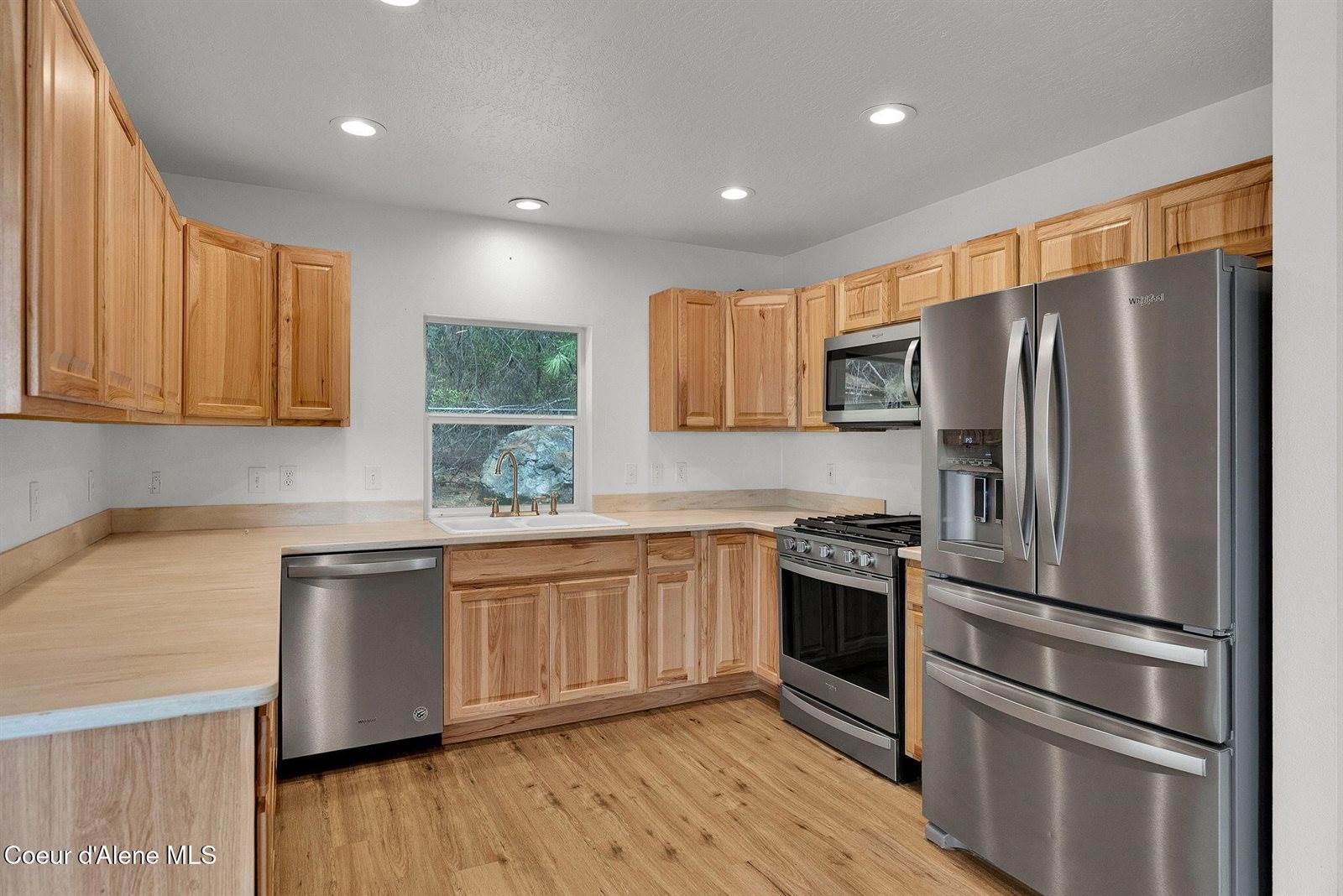 2676 East Canton Ln, Harrison, ID 83833