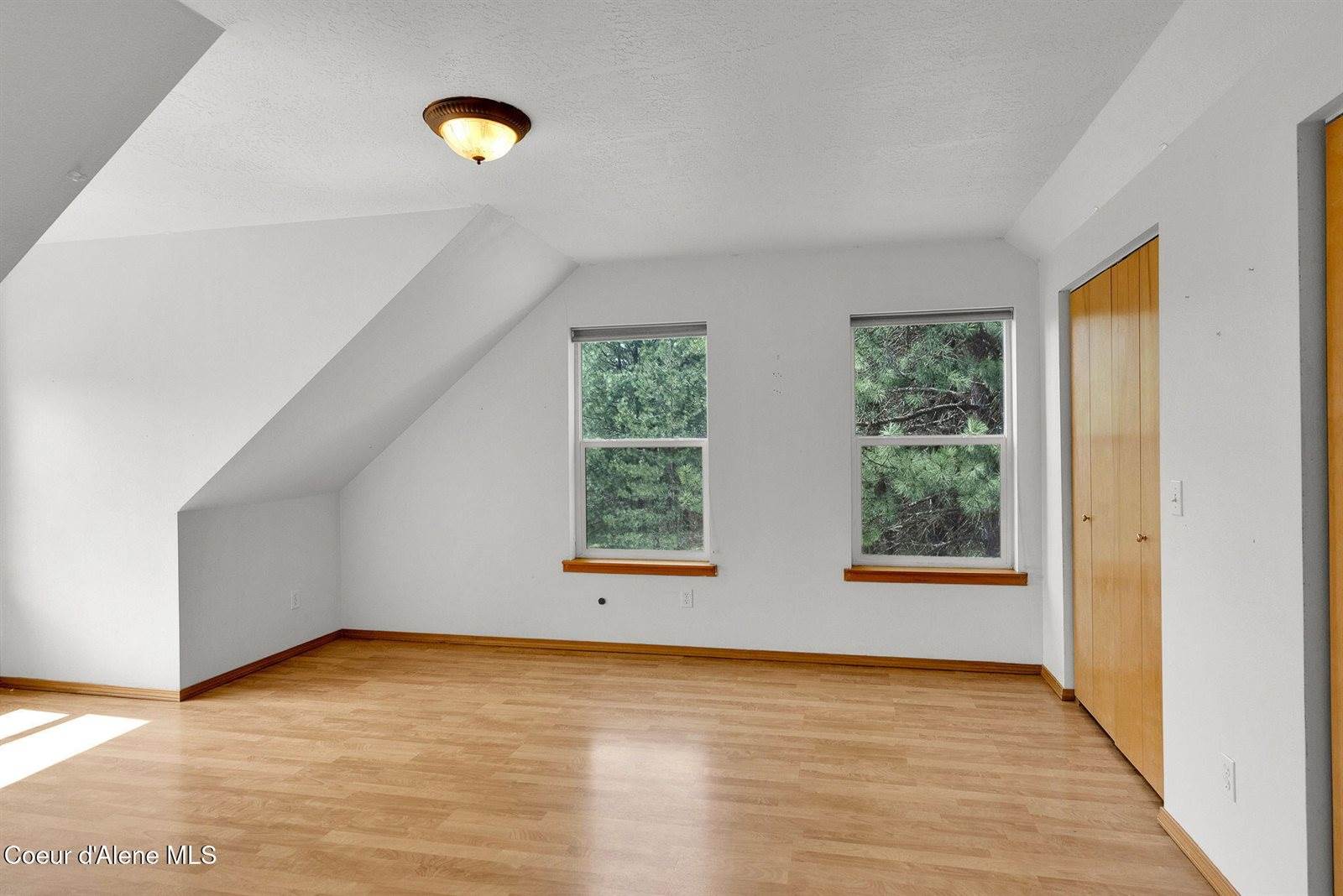 2676 East Canton Ln, Harrison, ID 83833