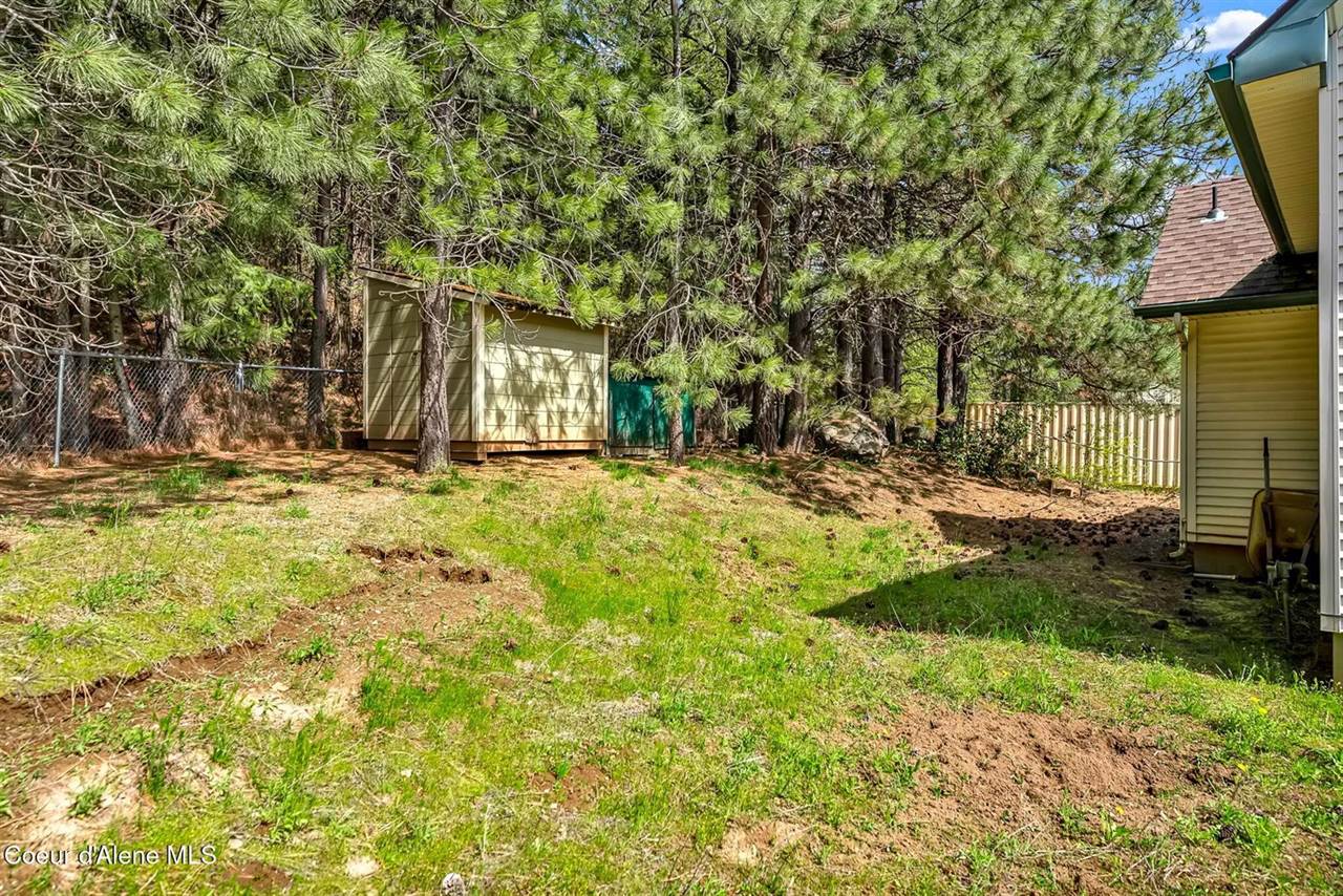 2676 East Canton Ln, Harrison, ID 83833