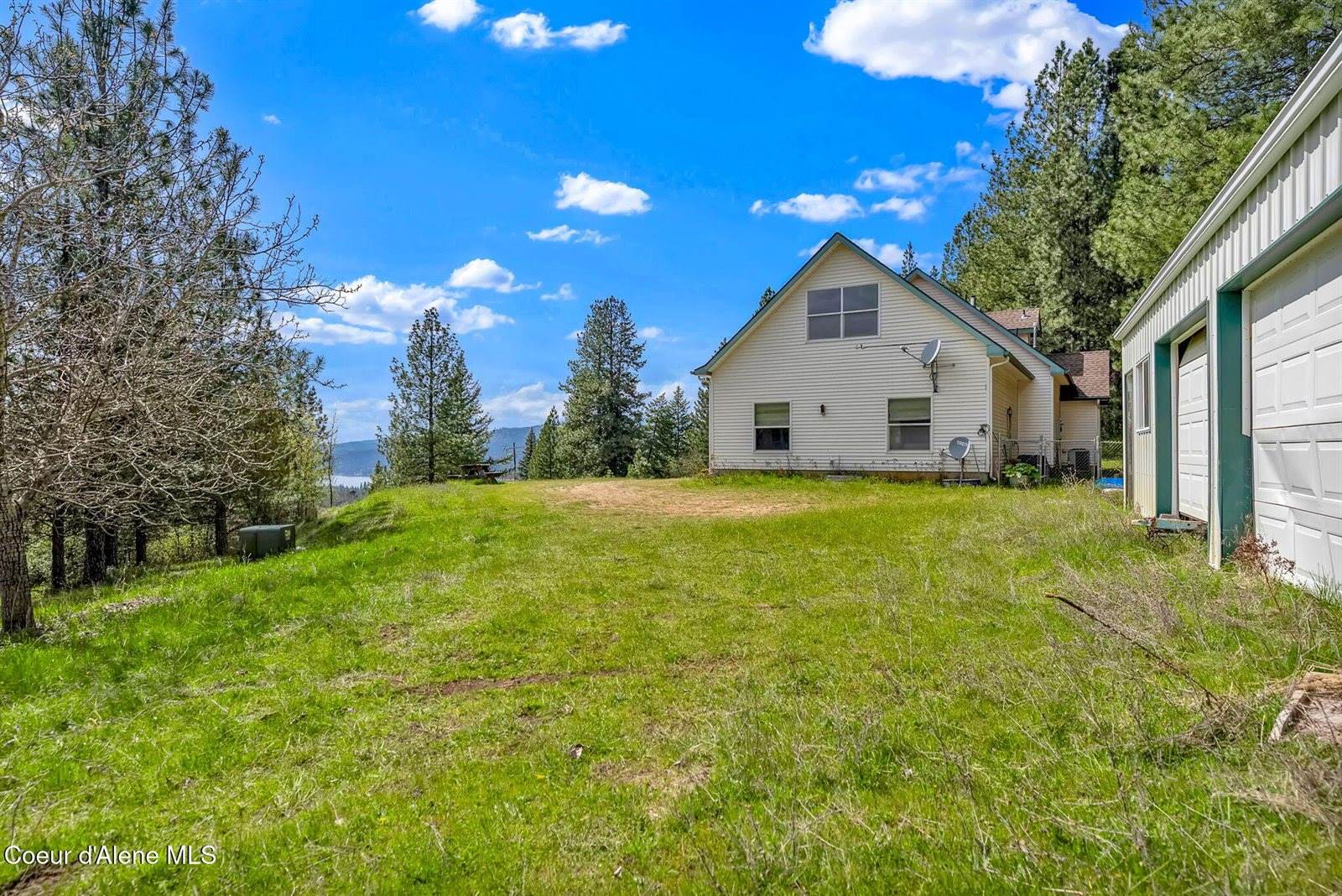 2676 East Canton Ln, Harrison, ID 83833