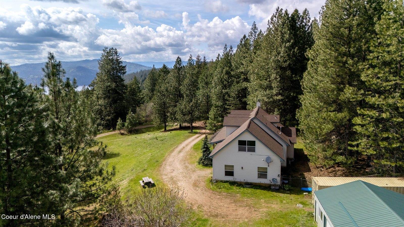 2676 East Canton Ln, Harrison, ID 83833