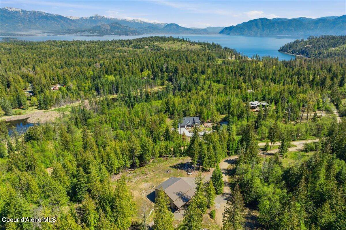 69 Shawnee Path, Sagle, ID 83860