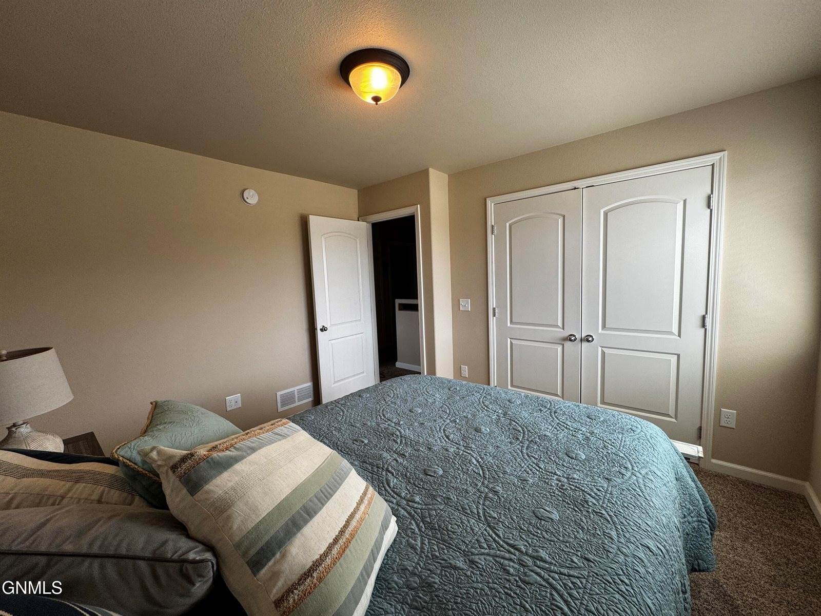 824 Compass Lane, Bismarck, ND 58504