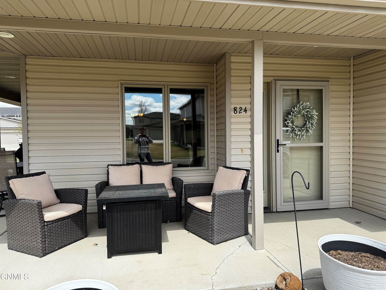 824 Compass Lane, Bismarck, ND 58504