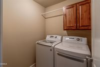 824 Compass Lane, Bismarck, ND 58504