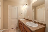 824 Compass Lane, Bismarck, ND 58504