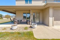 824 Compass Lane, Bismarck, ND 58504
