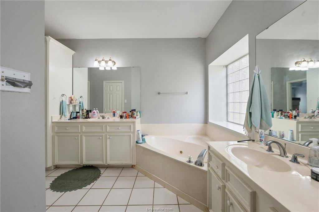 1524 Concord Circle, College Station, TX 77845