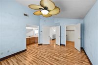 6651 Laguna Park Drive, Elk Grove, CA 95758