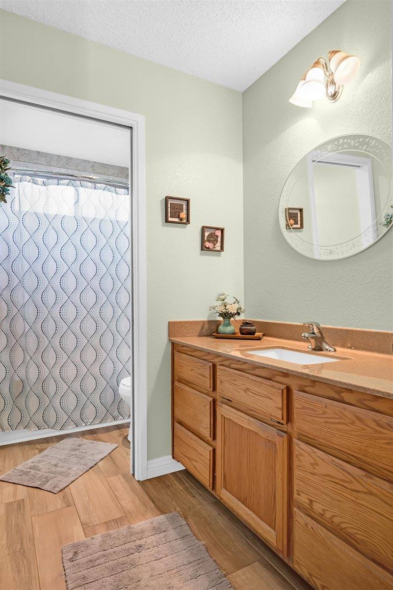 1675 Vernon Street, Roseville, CA 95678