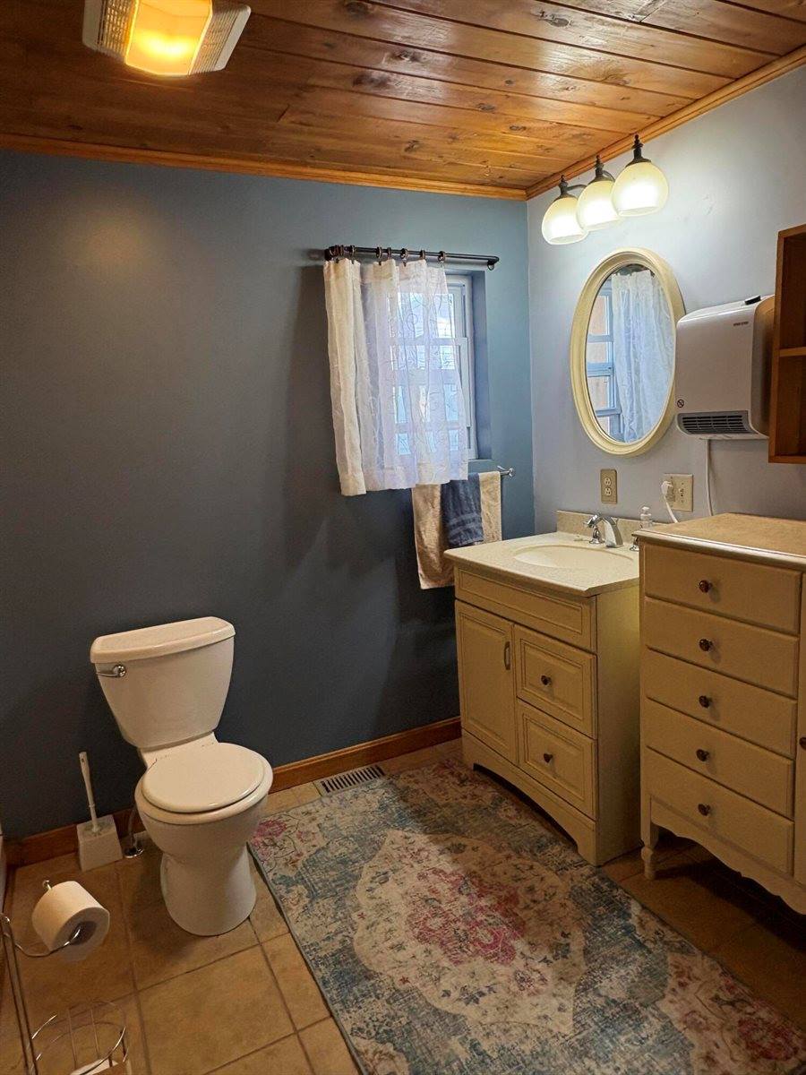 68 Lemay Road, Enfield, ME 04493