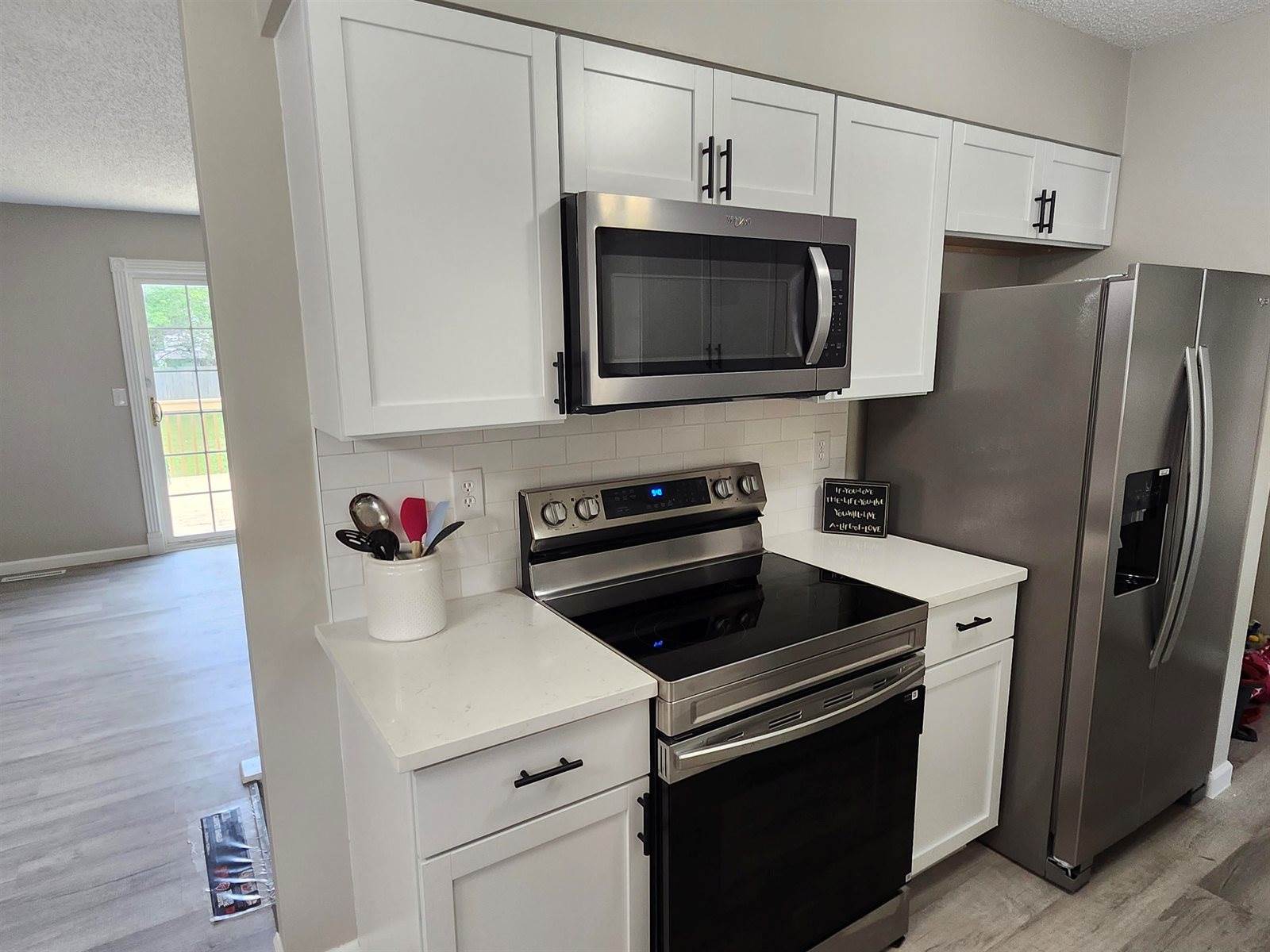 2417 North Battin Ave, Wichita, KS 67220