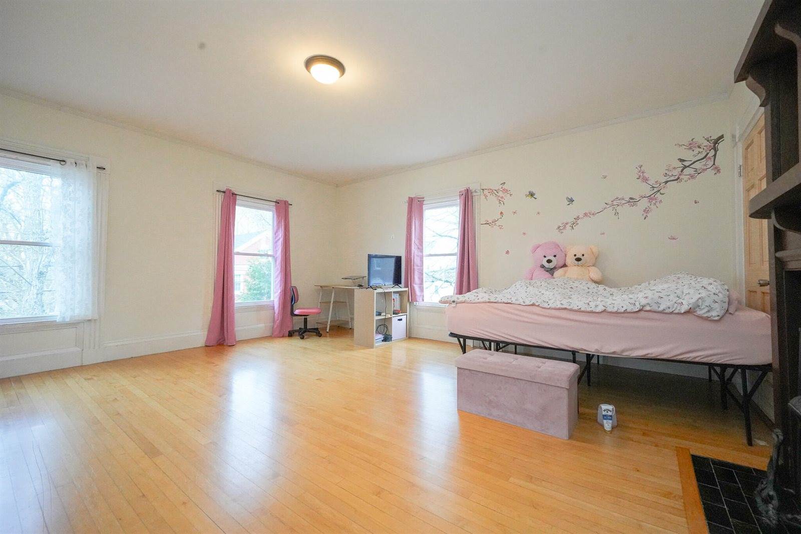115 Essex Street, Bangor, ME 04401