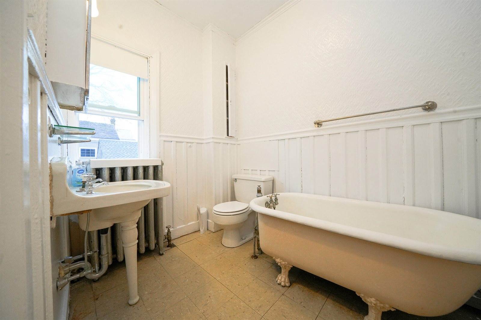 115 Essex Street, Bangor, ME 04401