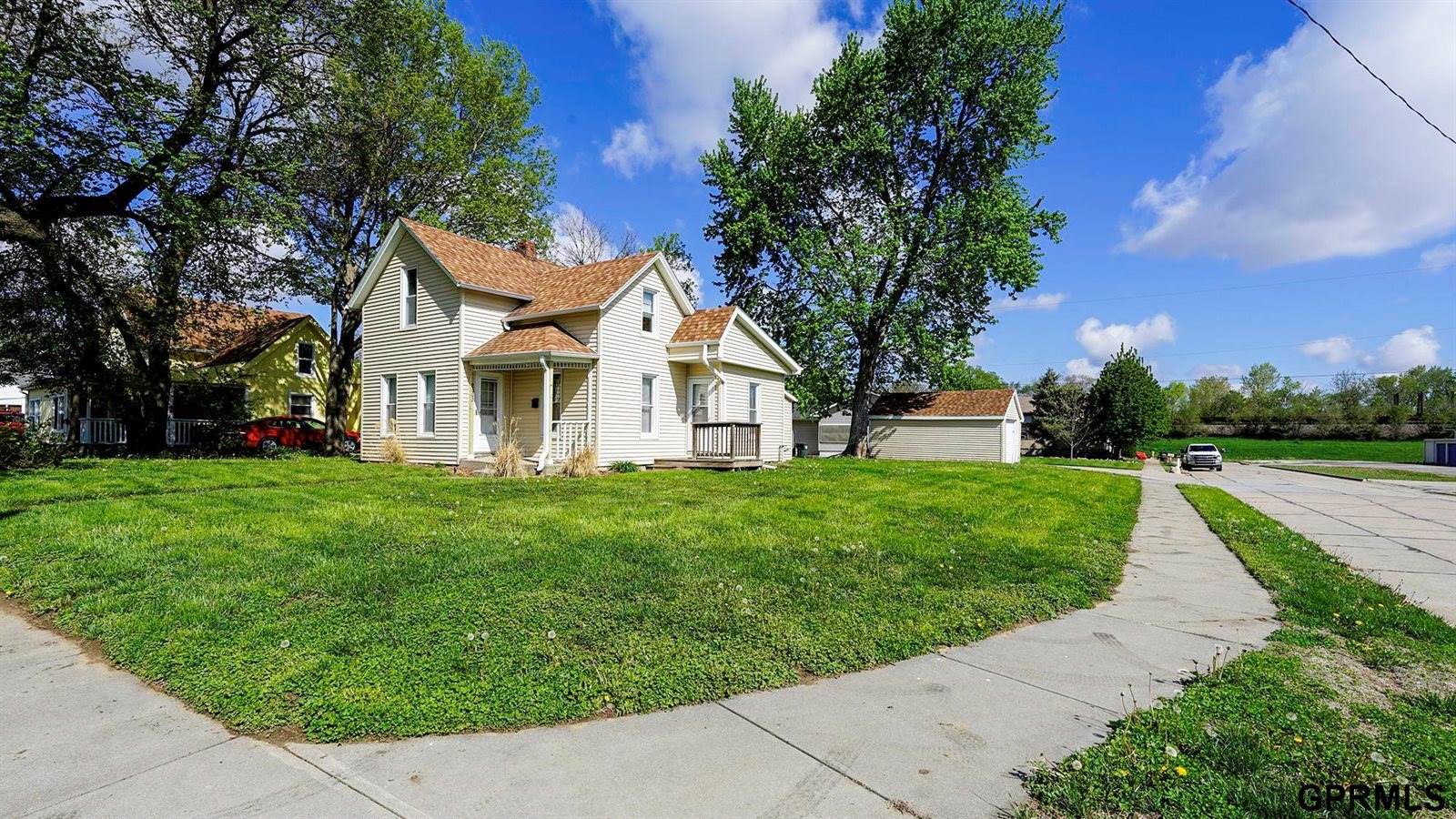 2002 Front Street, Blair, NE 68008