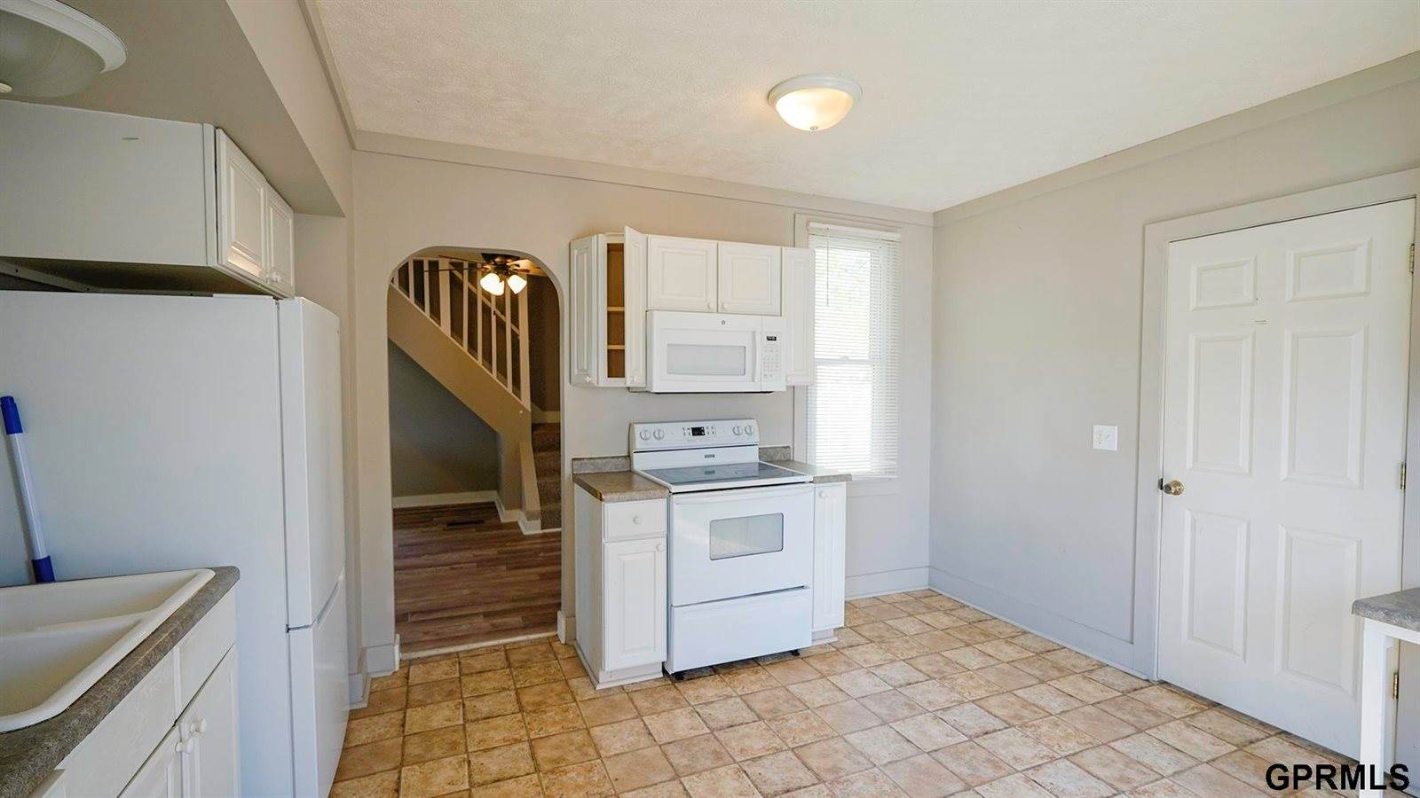 2002 Front Street, Blair, NE 68008