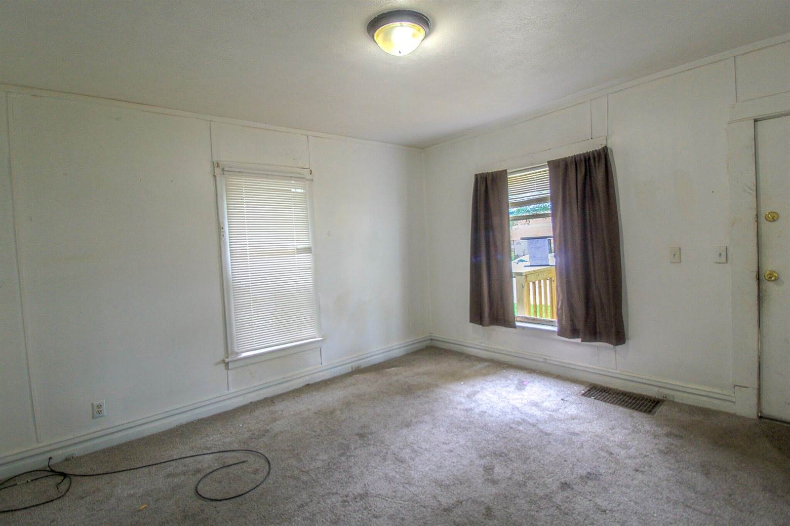 1208 Princeton Avenue, Kalamazoo, MI 49007