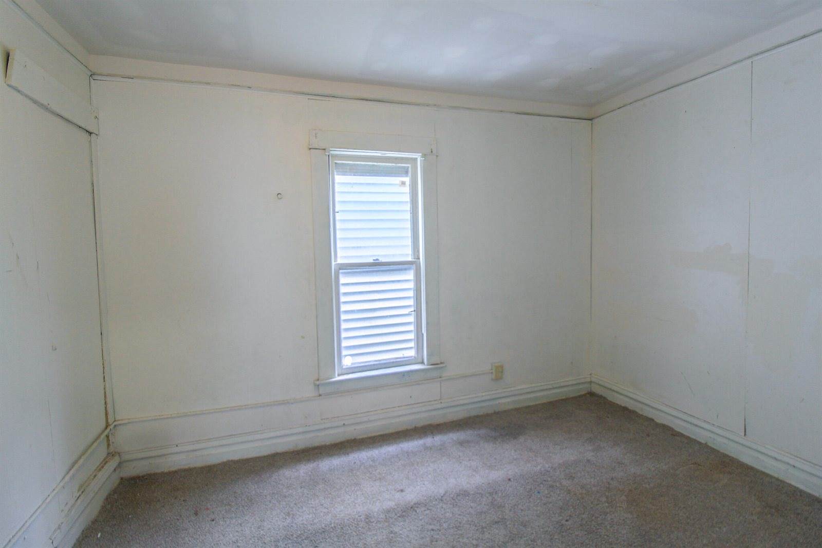 1208 Princeton Avenue, Kalamazoo, MI 49007
