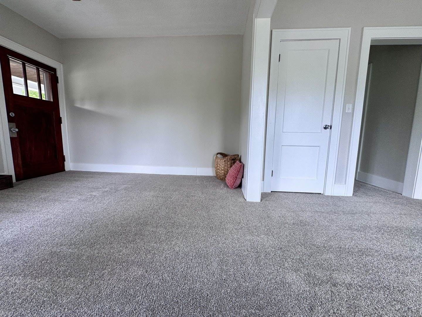 2038 North Myrtle Street, Davenport, IA 52804