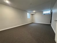 2038 North Myrtle Street, Davenport, IA 52804