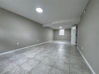 2038 North Myrtle Street, Davenport, IA 52804